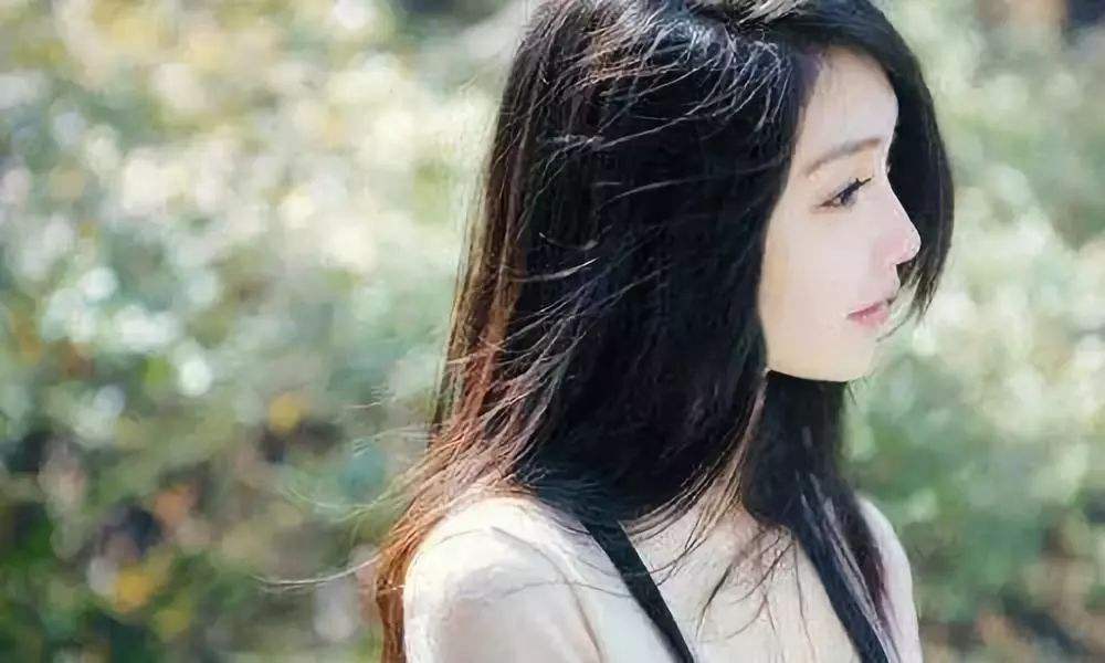 女朋友把我拉黑了怎么留住，可以这样去留住她